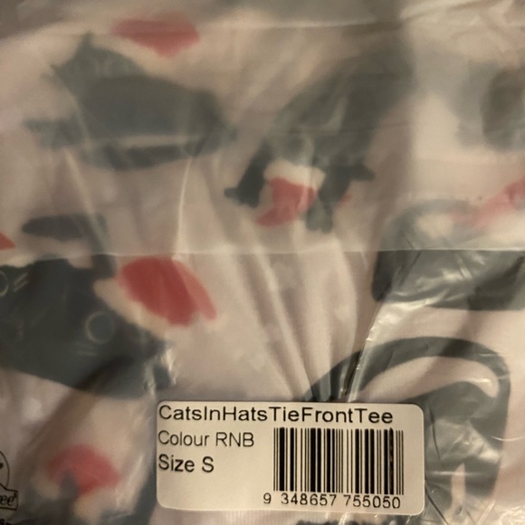 Blackmilk “CATS IN HATS TIE FRONT TEE” Size Small S NWT Xmas Christmas - Picture 11 of 14